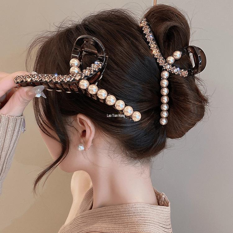 

2024 Корейская заколка-акула с жемчугом и стразами: Роскошное сверкающее украшение для волос 1 Small Clip [8cm]