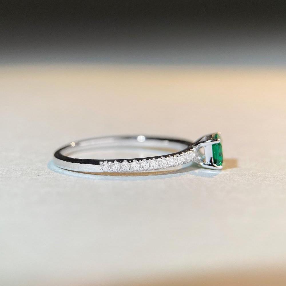 S925 Sterling Silver Emerald & Diamond Ring for Women - Simple, High-End Square Design