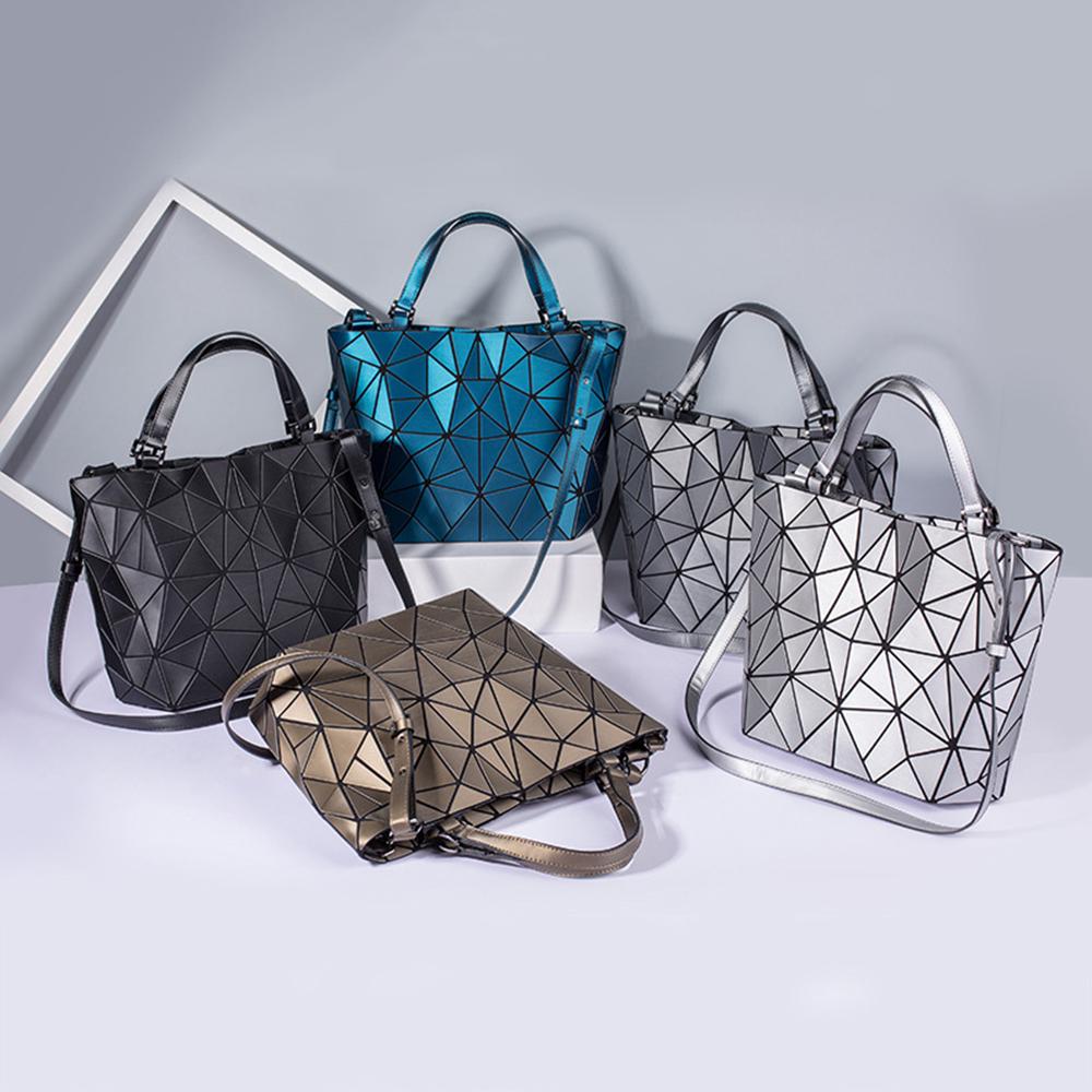 Creative Geometric Diamond Handbags Bucket Women Fashion Luminous Portable Shoulder Messenger Bag