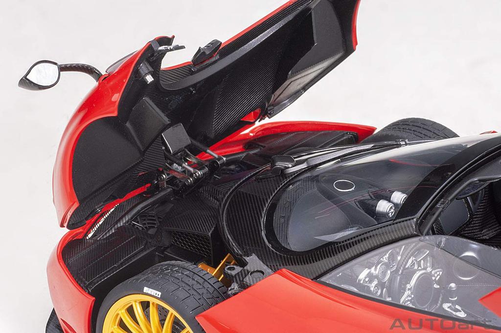 AUTOart Scale Pagani Huayra Roadster Red Finished Model 78287 1/18