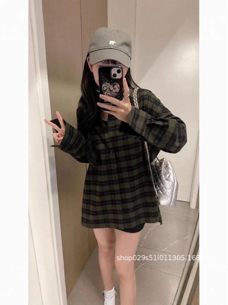 Women's Retro Hong Kong Plaid Shirt Jacket – Autumn Lightweight, Loose-Fit Outerwear