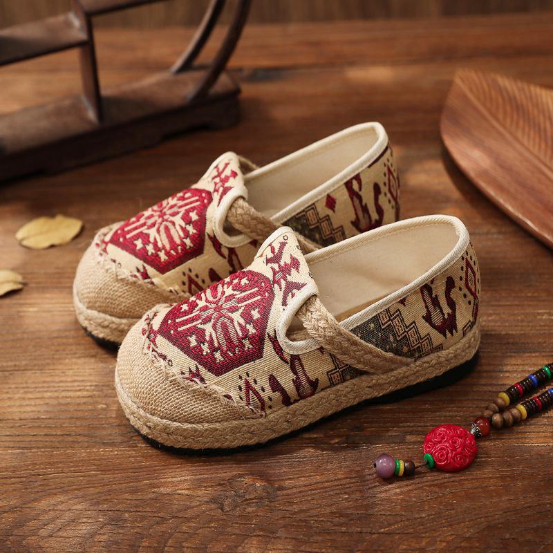 Trendy Ethnic Style Round Toe Cotton Linen Flat Shoes