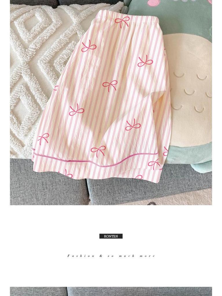 Sweet Striped Bow Print Korean Style Crinkle Pajamas Set for Women - Three-Piece, Short Sleeve Homewear.