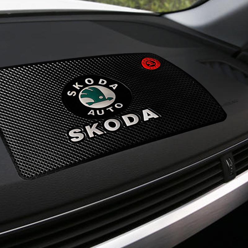 CUCB7 1pcs Car Dashboard Sticky Anti-Slip Mat Non-Slip Sticky Pad for Skodas Octavia Kodiaq Fabia Rapid Superb A5 A7 2 Kamiq Karoq