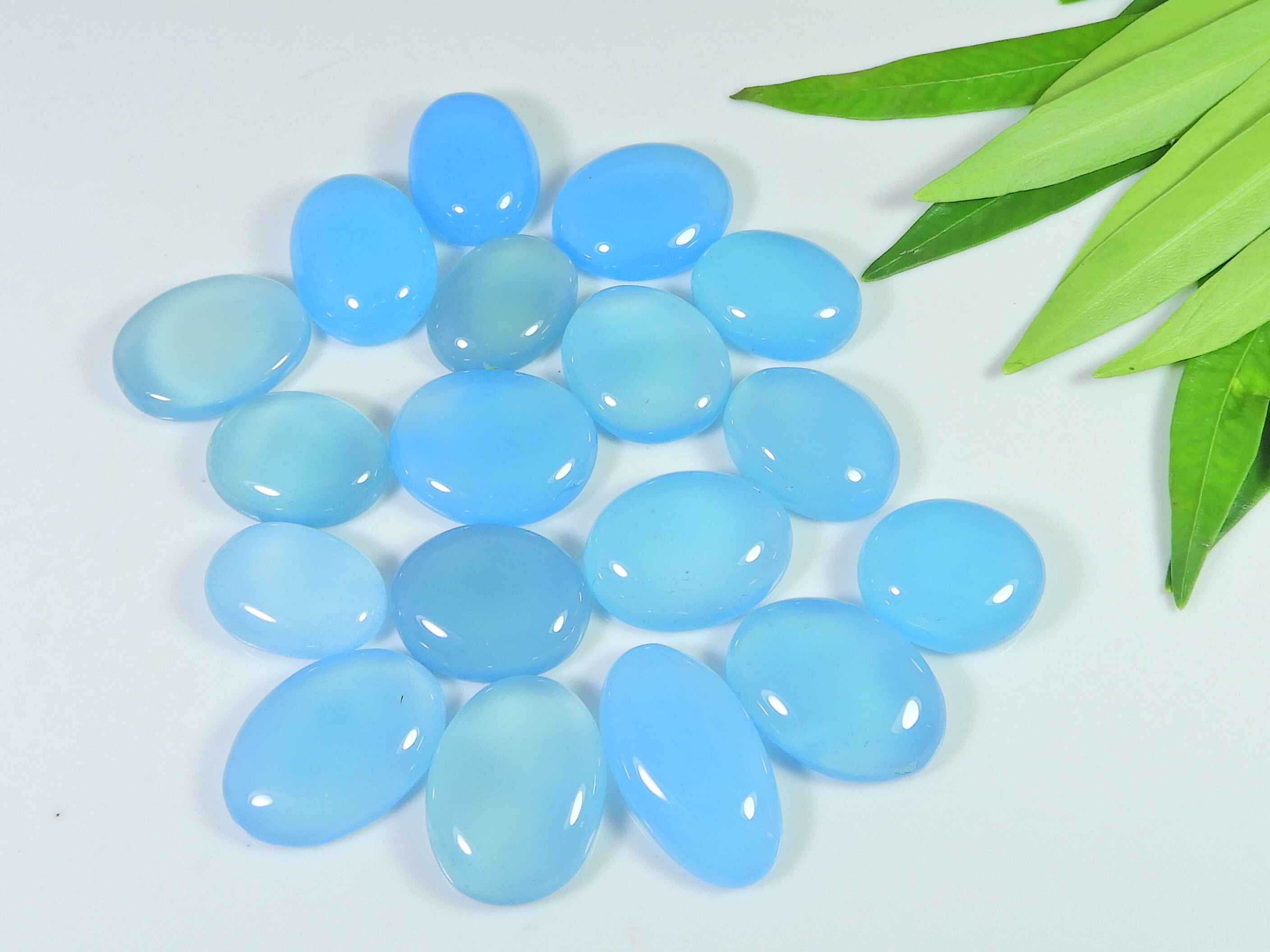 

17-21MM Natural Blue Onyx 18Pcs Oval Crystal Cabochon Loose Gemstone Lot RQ-2598