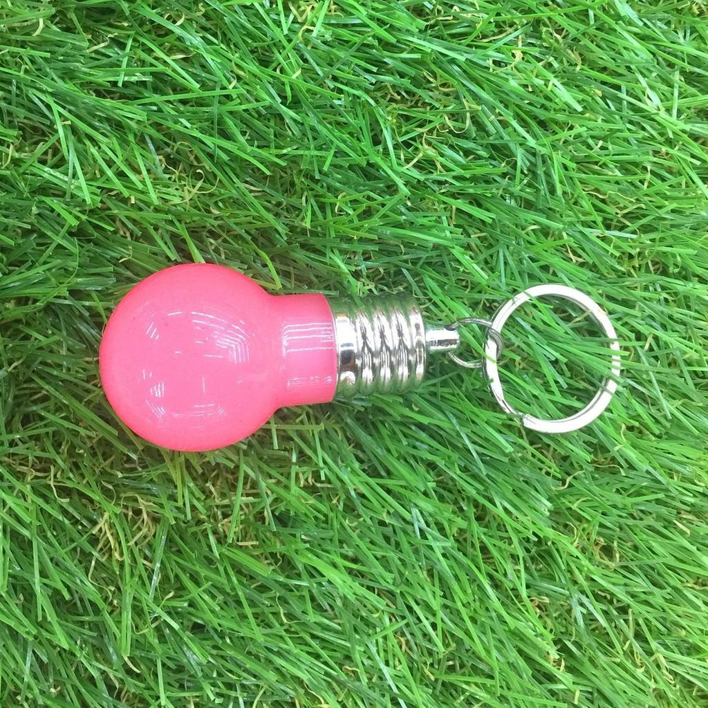 Fahsion Bunte wechselnde LED-Taschenlampe, Mini-Leuchtmittel, Schlüsselanhänger, kreatives Spielzeug, Geschenk