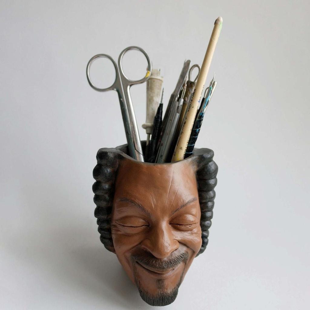 Fun Character Head Pen Holder Planter Character Fun Decorative Pen Holder Ornament