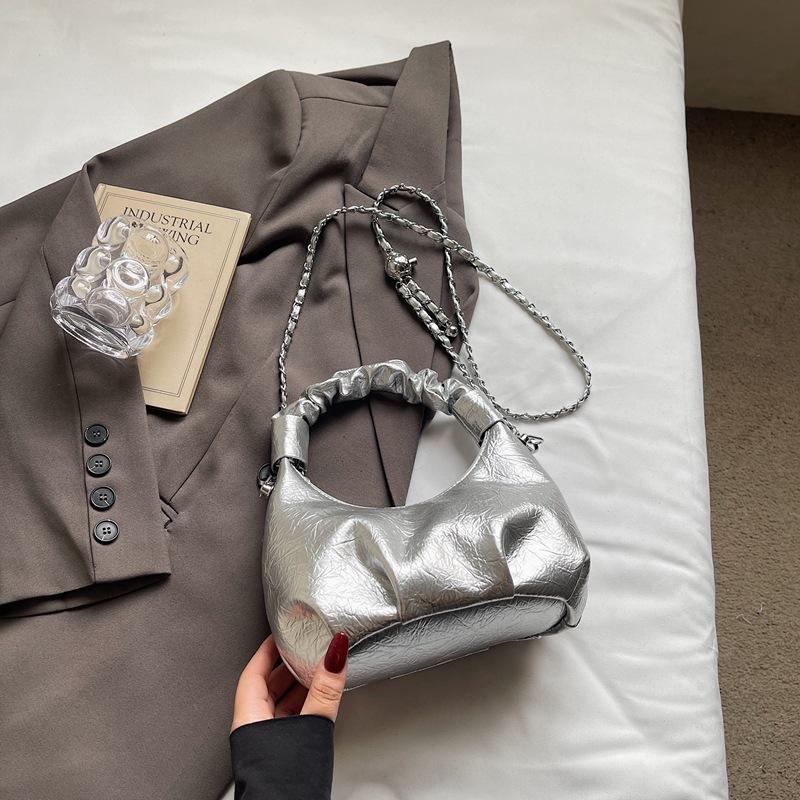 Folded Handbag Women's 2025 Summer New High-value Dumpling Bag Fashionable Foreign Style Chain Commuter Messenger Bag