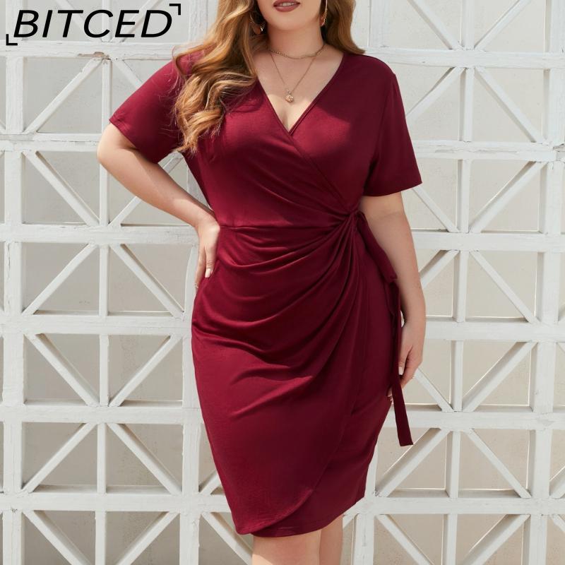 BITCED Plus Size Solid Color Casual Resort Dress Tie-Detail Resort V-Neck Midi Dress