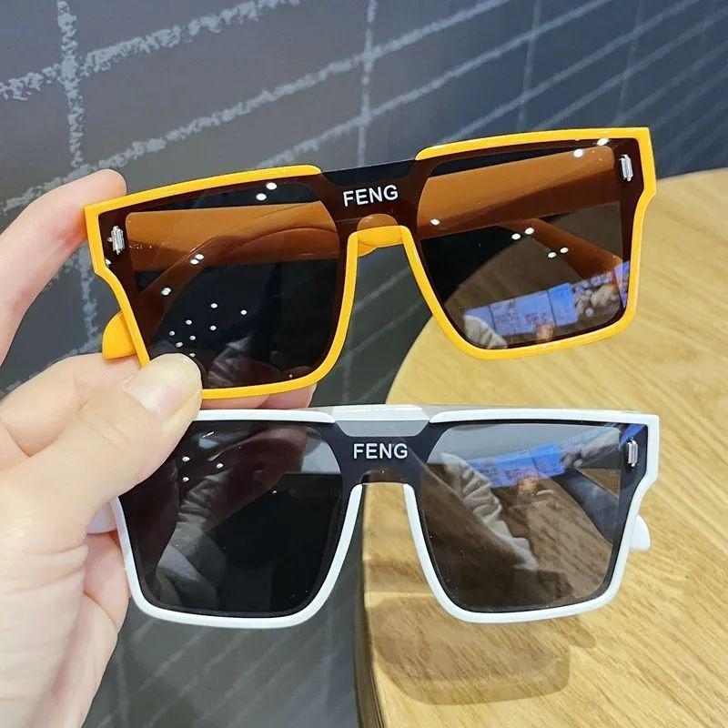 Trendy Kids' Anti-UV One-Piece Sunglasses: Fashionable Street Style Large Frame for Boys & Girls