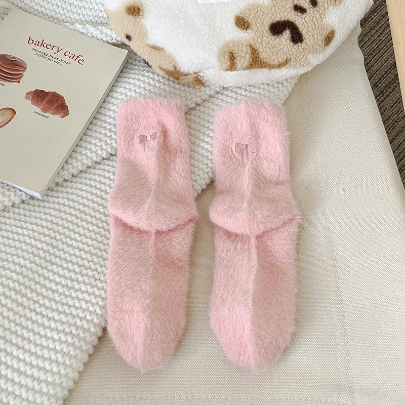 Women's Autumn and Winter Fleece Thickened Warm Mink Fleece Embroidered Maternity Socks Mid-calf