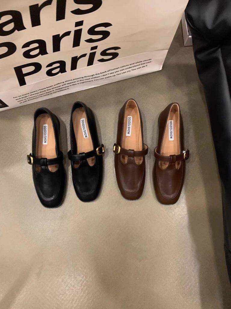 Jesień 2025 Wszechstronne czarne mokasyny w stylu koreańskim z kwadratowym noskiem dla kobiet