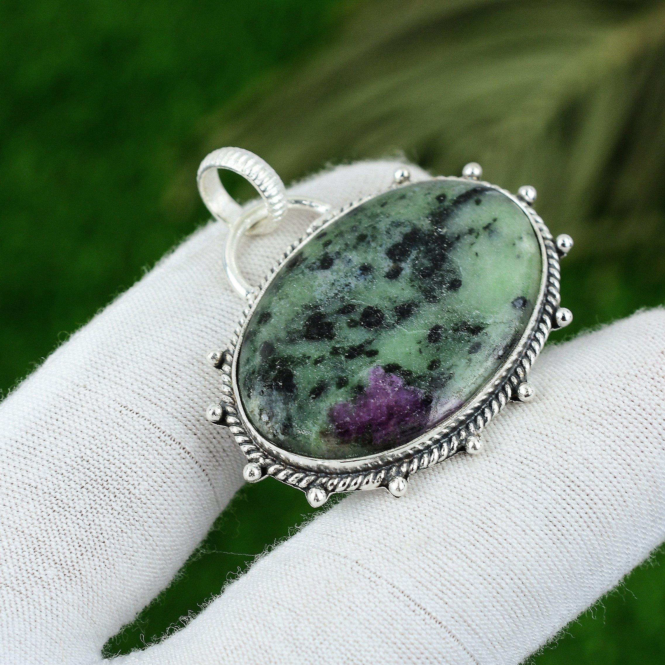 

Подарок на день рождения для нее Подвеска с натуральным рубином и цоизитом из стерлингового серебра 925 пробы