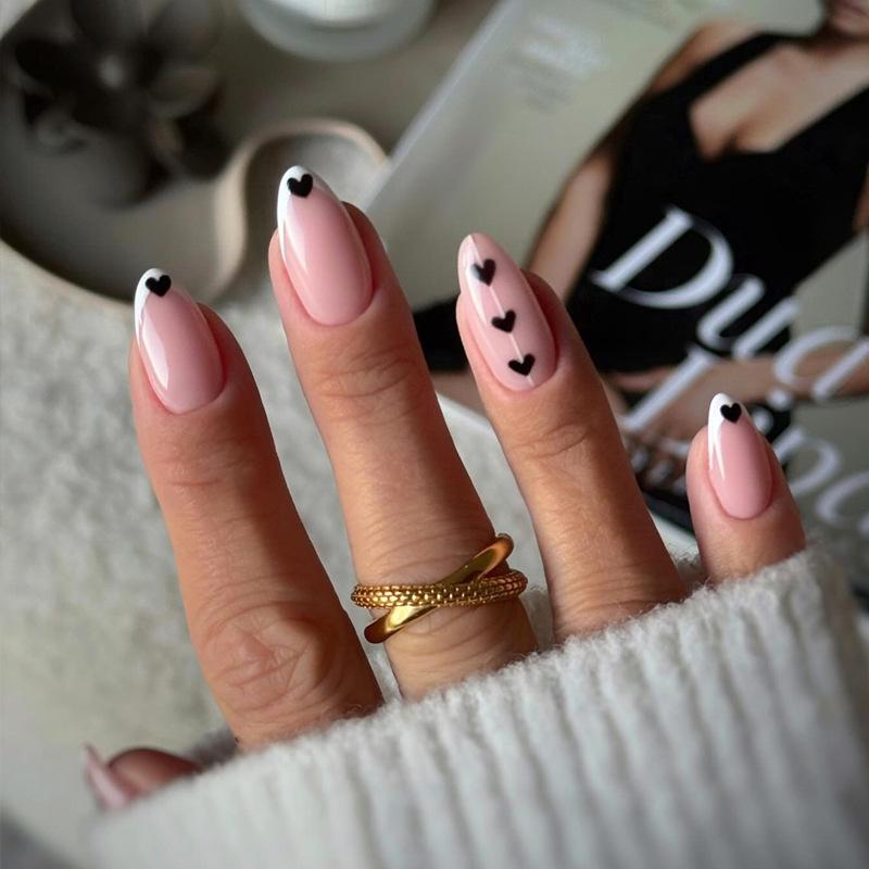 

Сердечный французский маникюр, носимые накладные ногти - Короткие Glue Type