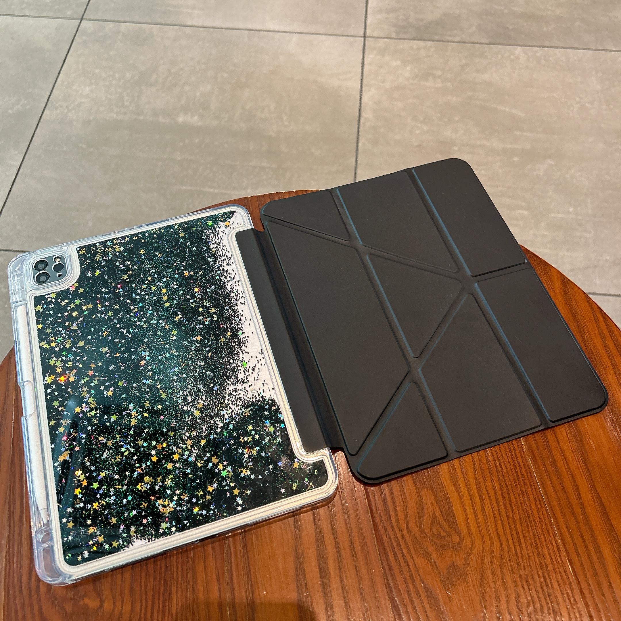 Voor iPad A16 11e 10e Pro 11 Air 11 4 5 10.9 10.2 9e 8e 7e Air 3 10.5 met Pennenhouder Dynamische Vloeibare Kwartszand Achterkant iPad Air 5 10.9 inch zwart