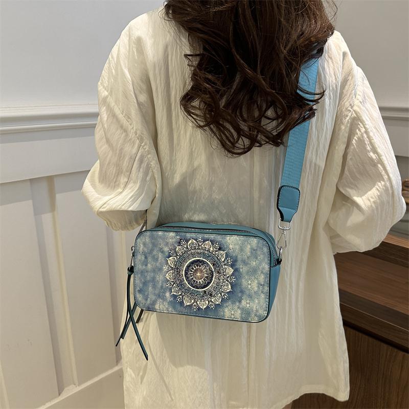 

Women Crossbody Bag Ladies Small Cute Owl Print Camera Bag PU Leather Adjustable Wide Strap Casual Shoulder Bag For Daily Travel