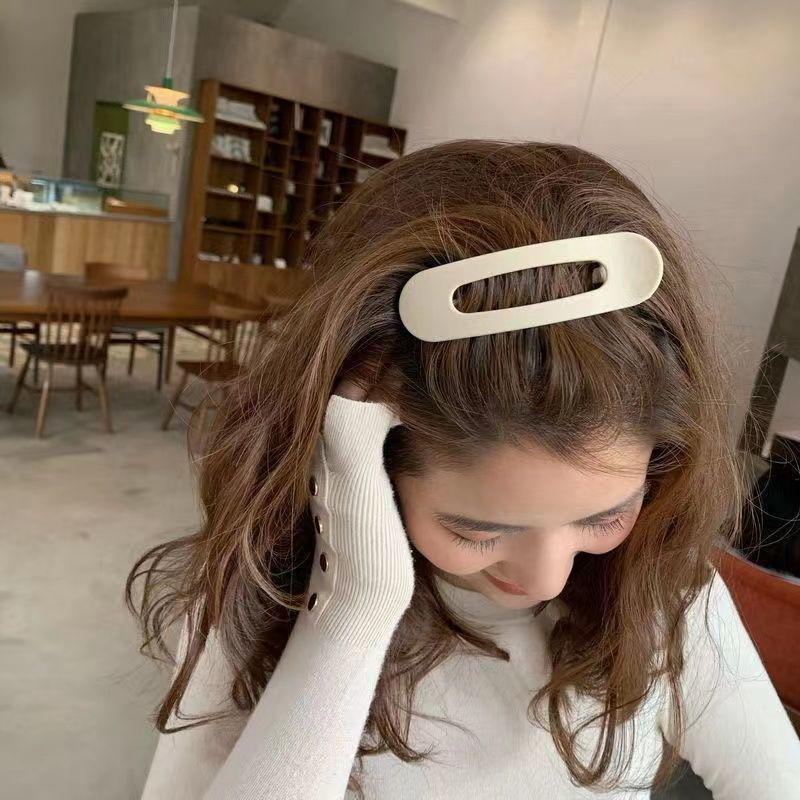 Large No-Trace Duckbill Hair Clips for Bangs, Makeup, & Face Wash 