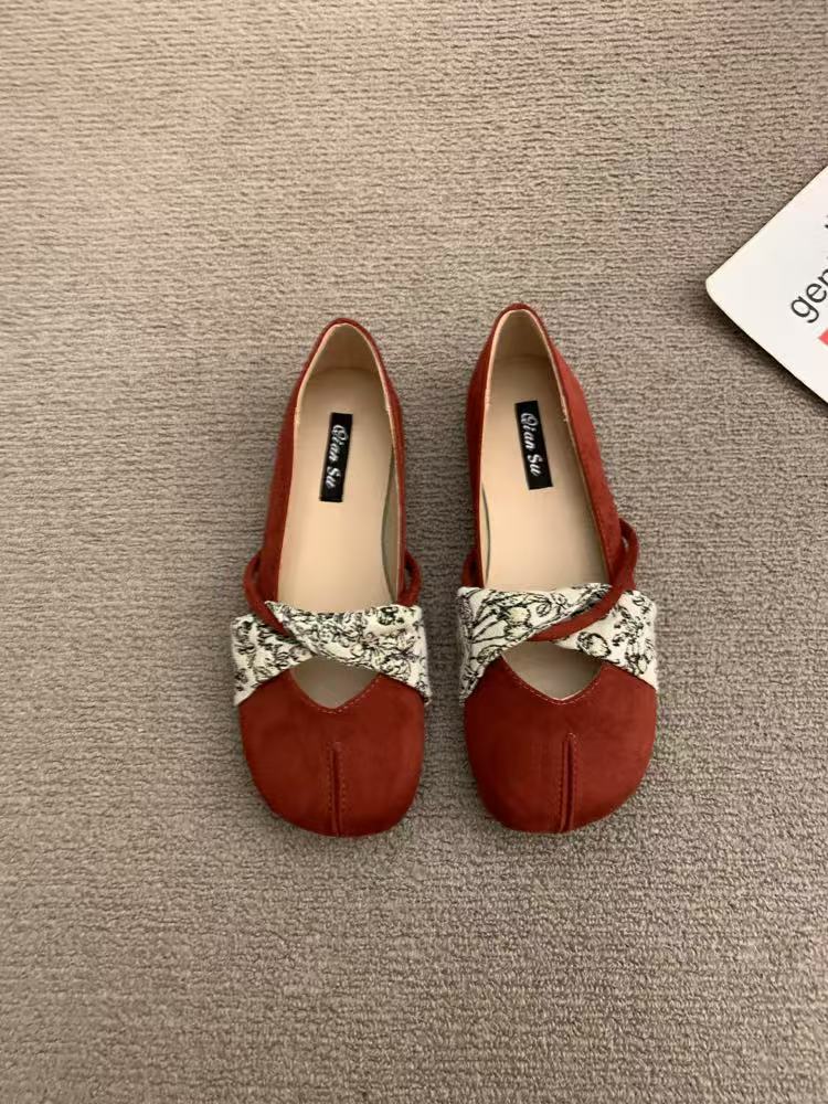 French niche design retro flat-bottomed ballet dance shoes soft-soled flat-heeled shallow mouth one-word belt single shoes square head