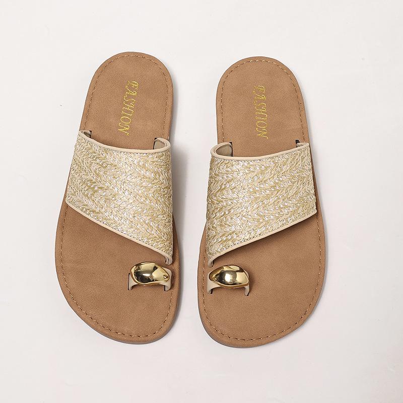 Straw slippers women's summer wear square head holiday wind cover toe cool slippers flat bottom beach cool slippers