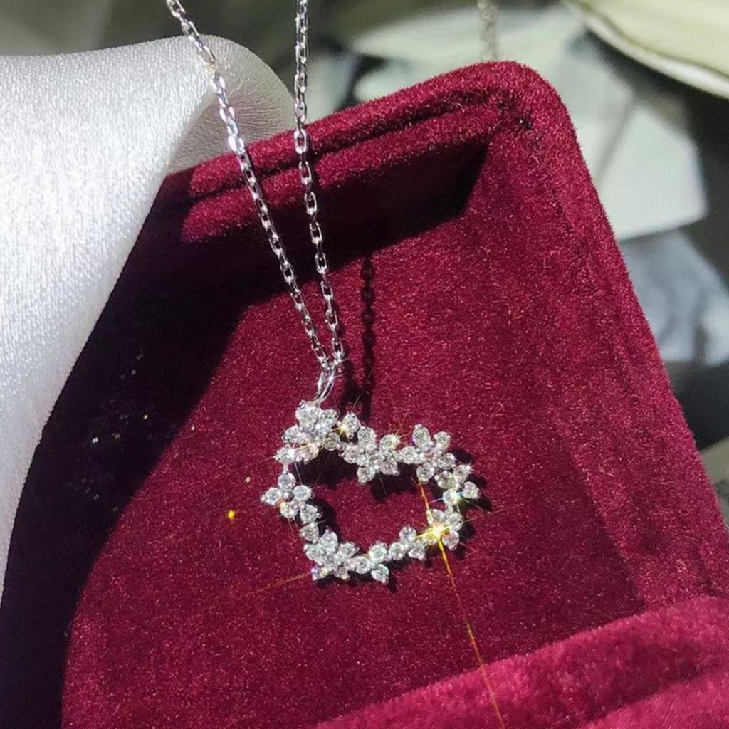 Women Sparkling Floral Heart Pendant Necklace Elegant Openwork Heart Shaped Statement Jewelry for Daily Wear and Gifting