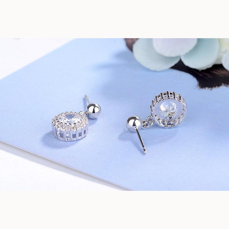 Diamond Round Earrings 1 Pairs Shiny Zircon Stud Earrings for Women Vintage Wedding Jewelry Classy and Elegant Trendy Girl Gift