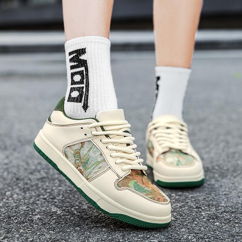 Fashion Outdoor Sneakers Mens Dress Shoes Retro Male Leather Business Male Baroque Shoes Casual Mens Oxford Work Footwear