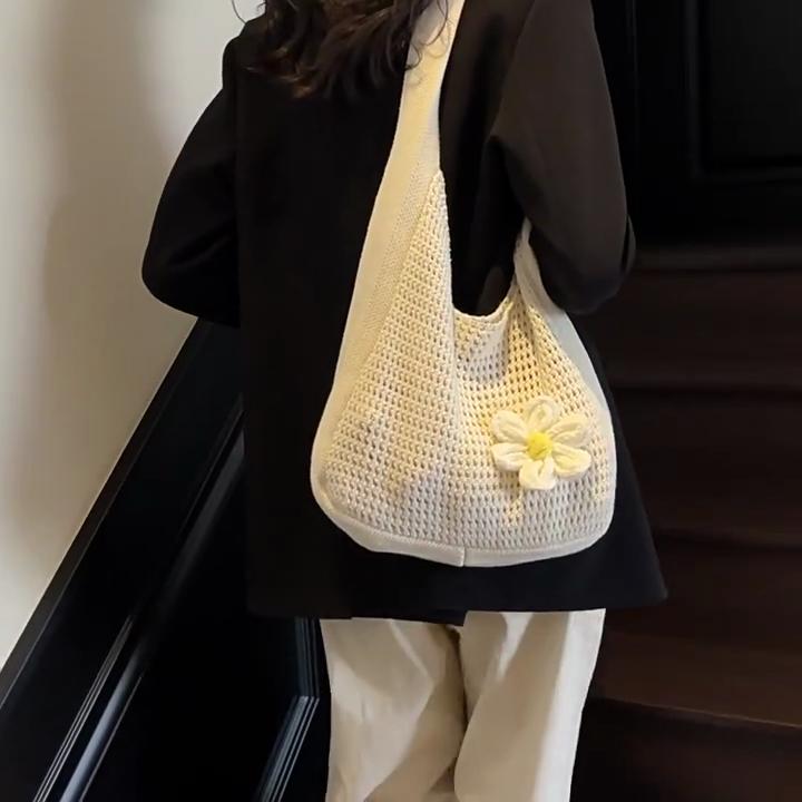 Floral Crochet Shoulder Bag Bohemian Knitted Hollow Out Tote Crochet Underarm Bag for Women Summer Beach CLE