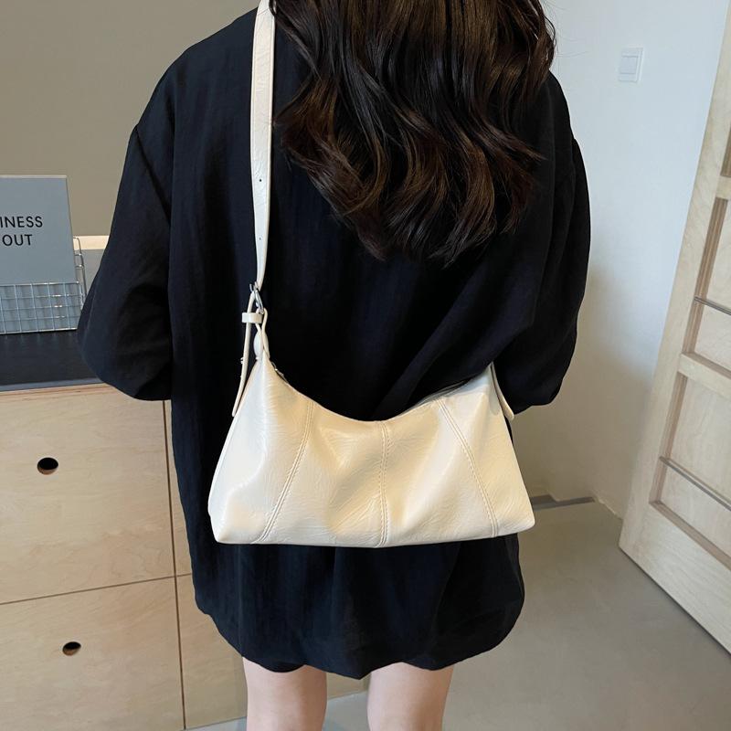 Vintage Women Waxed Leather Crossbody Bags Large Capacity Versatile Ladies Shoulder Bag Purse Stylish Female Underarm Handbags