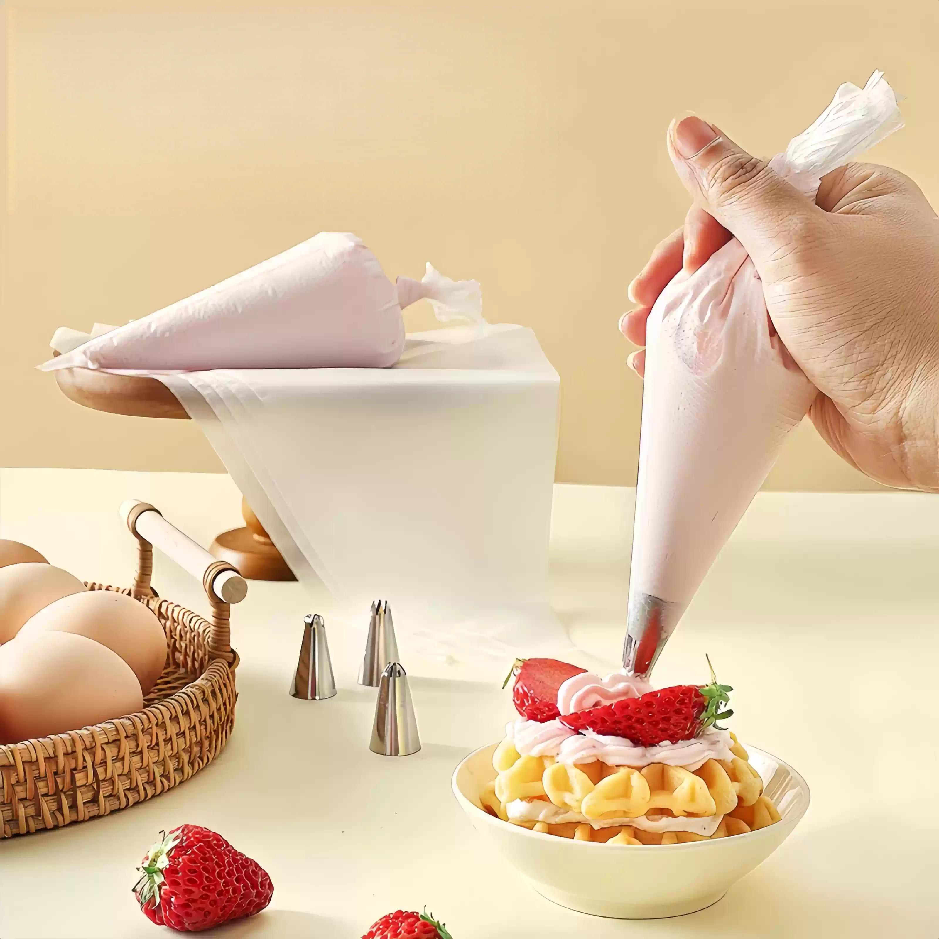 

100-Pack White Plastic Pastry Bag - Focused Piping Action, Comfortable Hand Grip, 100PCS United States