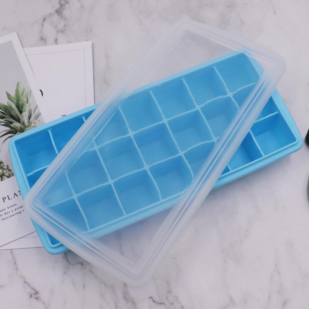 Silicone Ice Tray with Lid - 21 Compartment Fresh-Keeping Box for Cocktail Ice Cubes