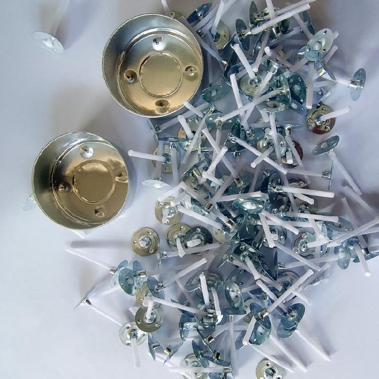 200Pcs Pre Tabbed Cotton Candle Wicks Cores with Metal Sustainer Base for DIY Tealight Candle Crafting and Home Use