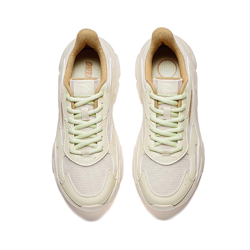 Anta Little Millennium Stoff Synthetisches Leder Gummi Sommer Dicke Sohle Schuhe Niedriger Schaft Freizeitschuhe Damen Sneaker Weiß Braun 922638811-4