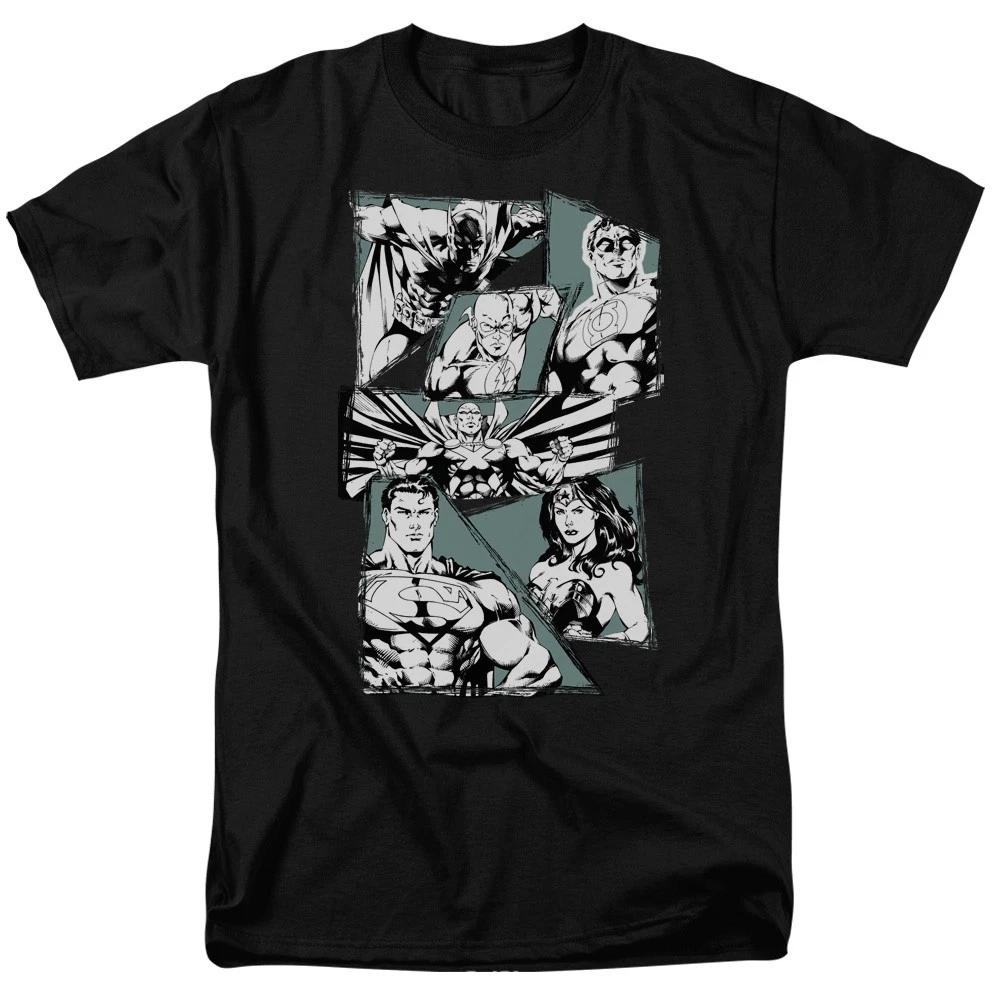 DC Comics - Justice League - A Mighty League -  Children s T-shirt 130