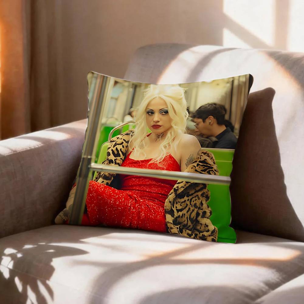 COOL FEMME FATALE MMon LLaferte   Pillow Case Pattern Printed Pillowcase For Living Room Sofa Cushion Cover