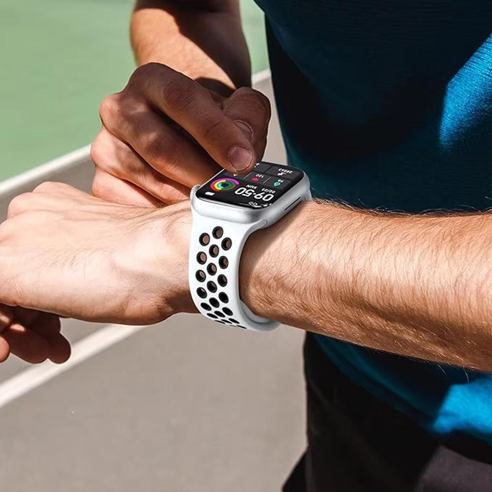 Soft Silicone Band for Apple Watch 9 8 7 6 Ultra 2 49mm 46mm 44mm Sport Waterproof Watch Strap for Iwatch Series 5 4 SE Bracelet