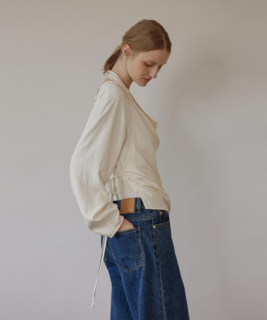 Kwinseulaebis Shade Double Layered Halter Blouse