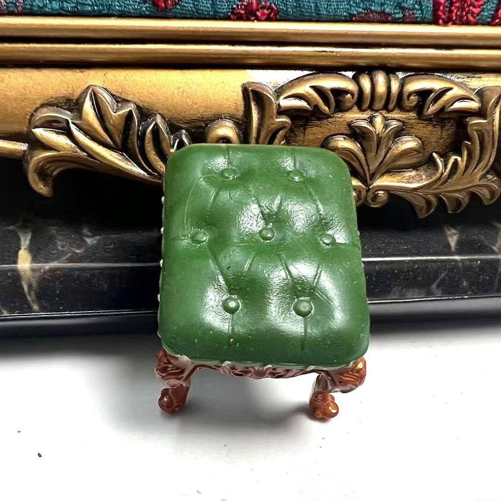 Vintage Style Dollhouse Chairs Mini Retro 1/12 Scale Miniatures Furniture Simulated Luxury Dining Chair Scene Model