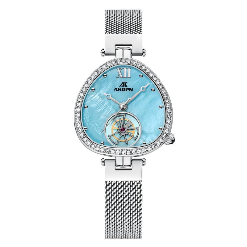 

Женские часы модные, элегантные, с бриллиантами, и циферблат работает. Кварцевые часы водонепроницаемы, а женские часы в тренде.