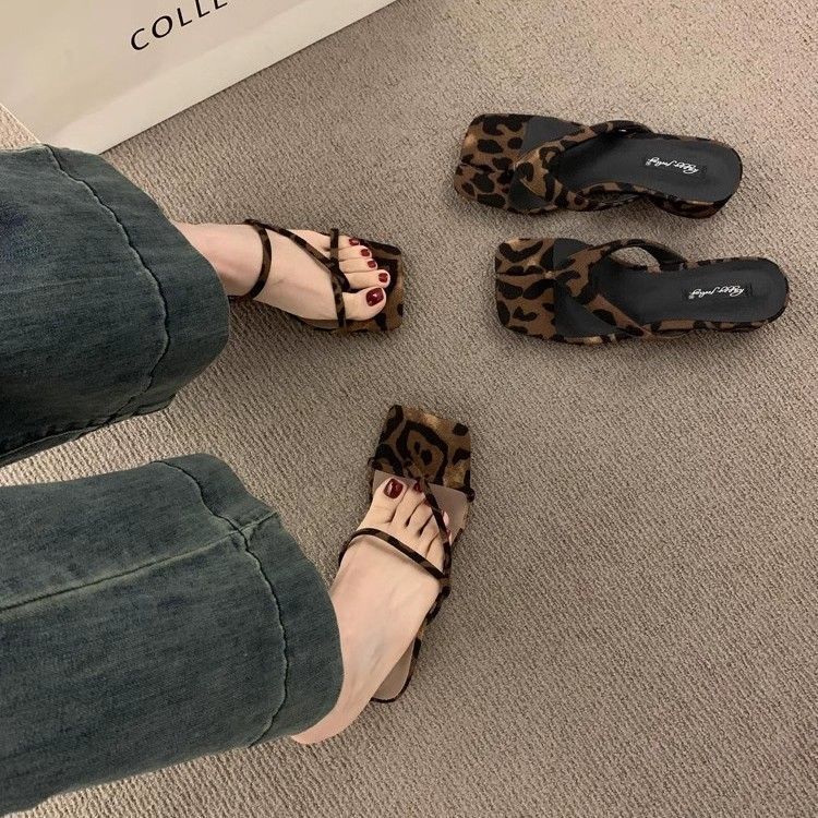 Leopard Print Flip Flops For Women Summer Soft Sole Beach Sandals Slip On Comfortable Casual Footwear