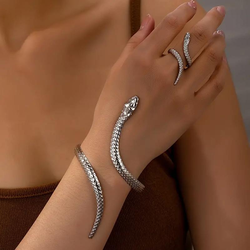 Набор браслетов Уникальный открытый браслет Набор пригородных модных витых змеек Легкий роскошный новый разноцветный