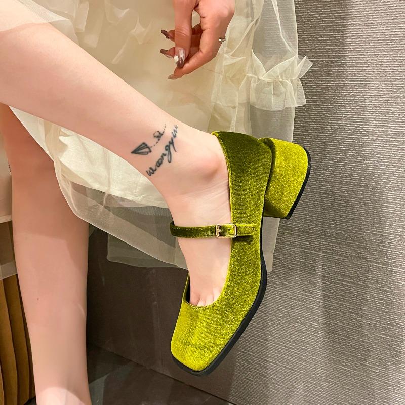 

Fashion Mary Janes Shoes Female Golden Velvet New Square Toe College Style Casual Pumps Fashion Shallow Buckle Shoes High Heel Shoes 40