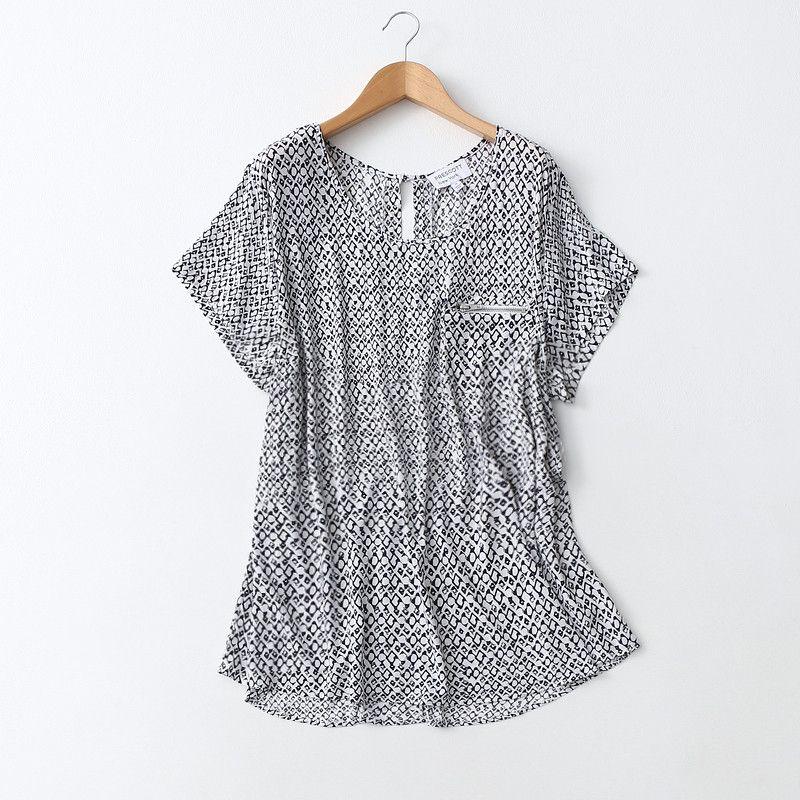 

Export Export Plus Size Women s Clothing Retro Print Cotton Silk Shirt Summer Thin Loose Artificial Cotton Batwing Shirt Blouse White bottom Eurocode-5X