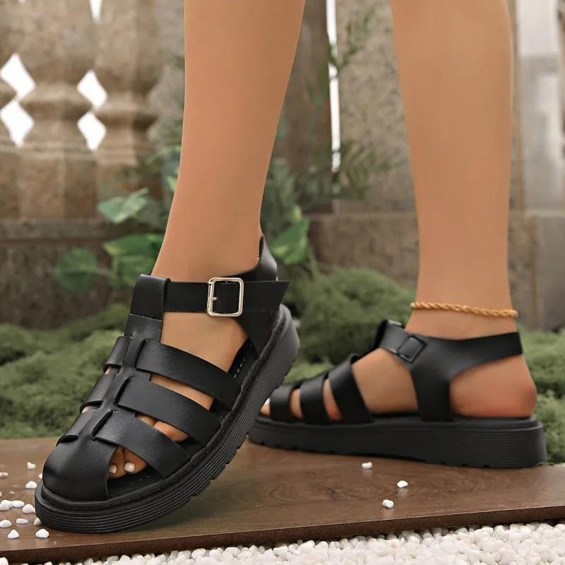 Hot Casual Flatform Roman Shoes Women Summer Broadband Crossover Hollowing Open Toe Buckle Strap Sandals