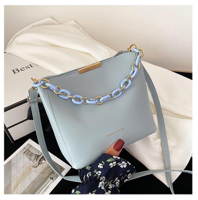 French textured bag women's 2025 new trendy autumn and winter small fresh and versatile ins messenger bag bucket