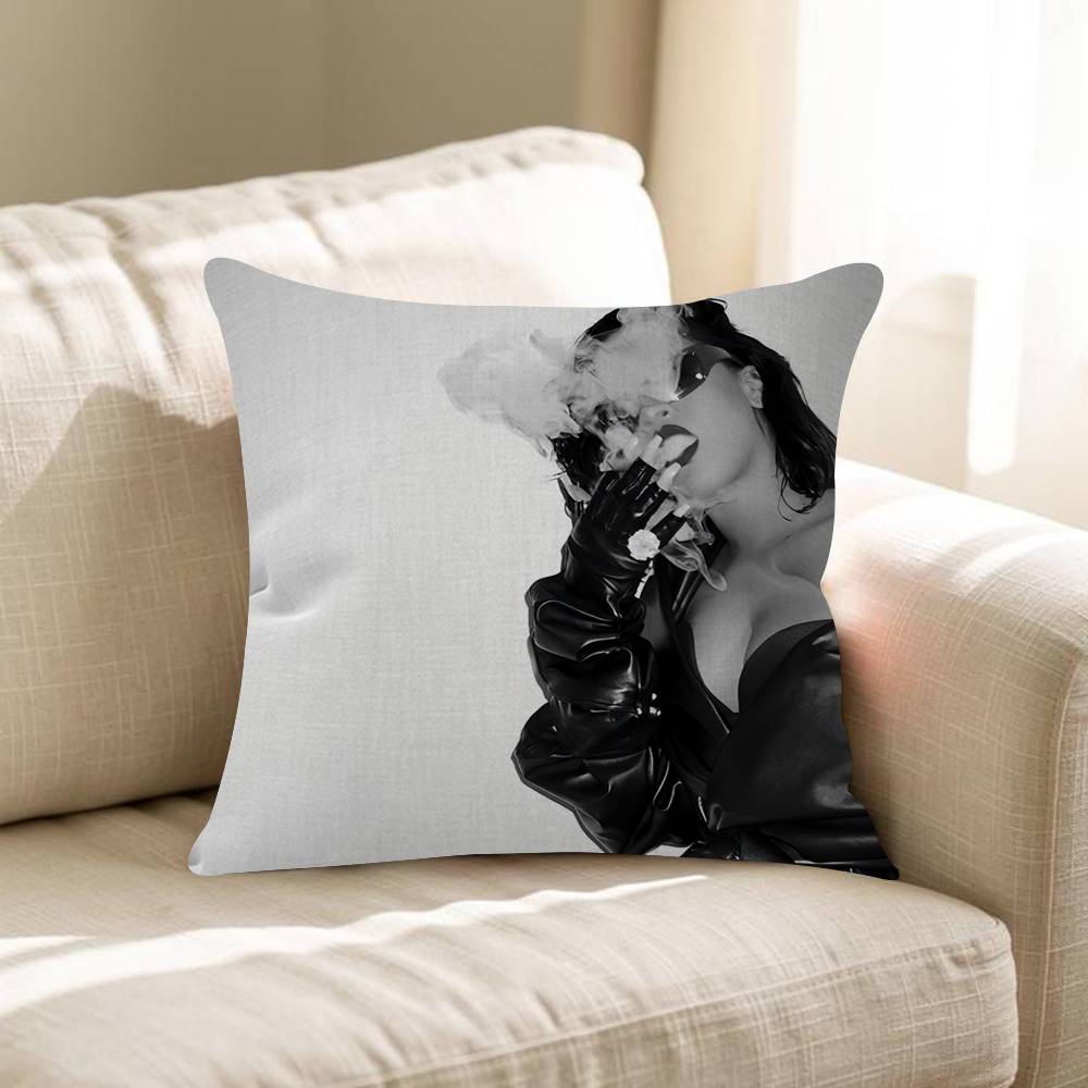 Hot Singer RRihannas 4545cm Cushion Cover Pillow Cover Decor Pillowcase Home Pillowcase For Couch Pillow
