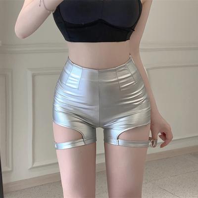 Hot Pants für Damen, hohe Taille, Cutout, schmale Hüfte, Wickel-Shorts aus PU-Leder
