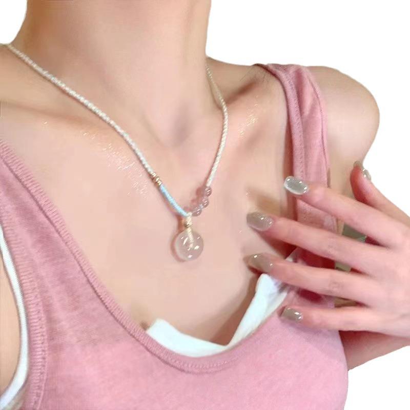 Strawberry Crystal Agate Pendant Necklace - Women's High-End Braided Rope Choker