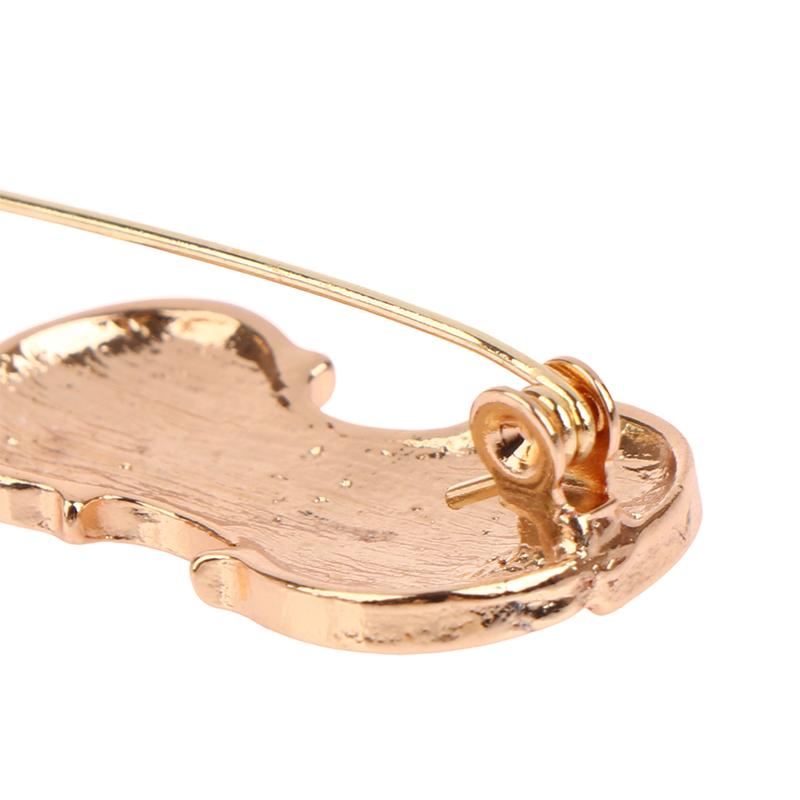 1ks Elegantní červené housle Pins Brože Lady Instruments Brož Šperky
