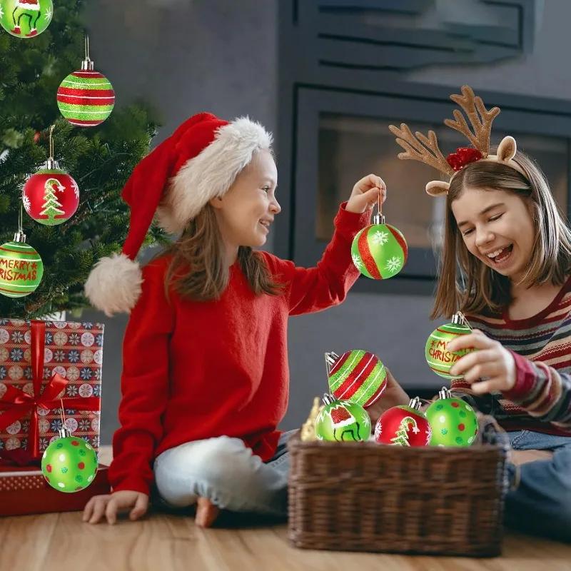 Pack of 12 Christmas Decorations Hand-painted Electroplated Plastic Christmas Ball Christmas Tree Pendant Holiday Decorations