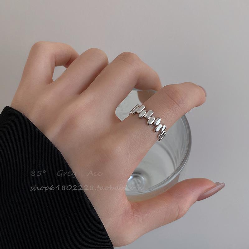 2025 Modern Cold-Style Irregular Metal Open Ring for Index Finger